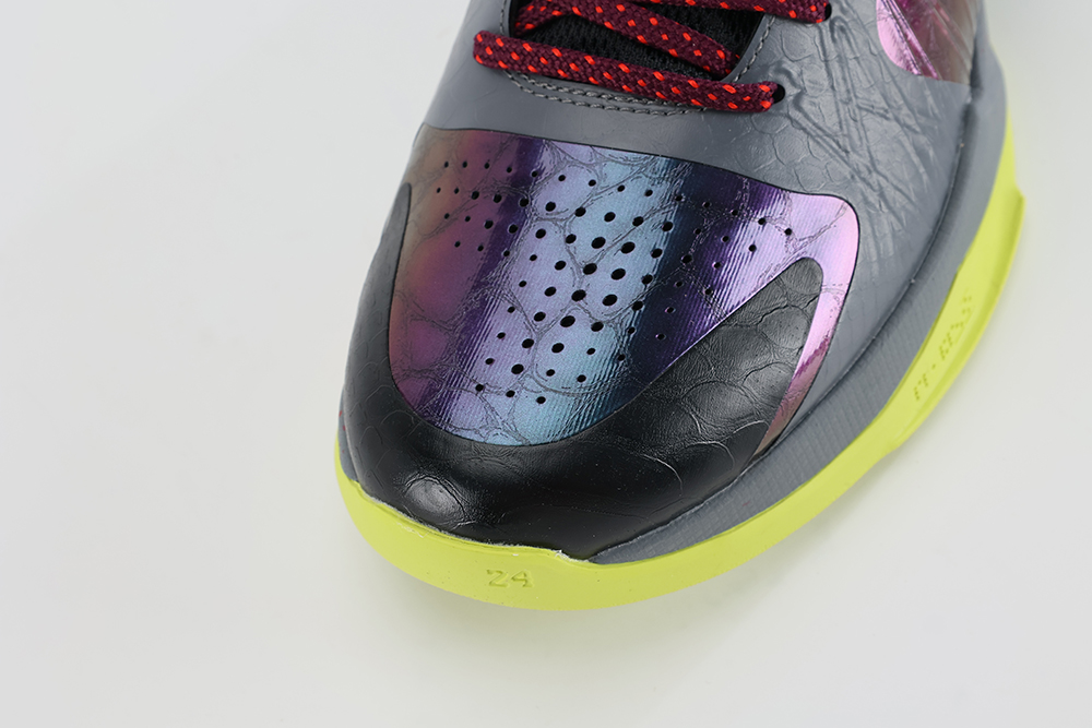 nba 2k20 x kobe 5 protro ‘chaos alternate’ gamer exclusive replica