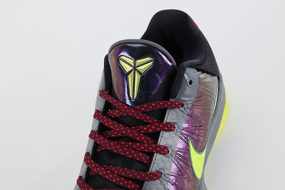 nba 2k20 x kobe 5 protro ‘chaos alternate’ gamer exclusive replica