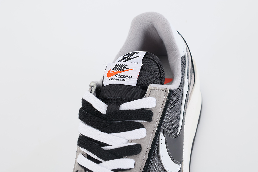 sacai x nk ldwaffle ‘black’ replica
