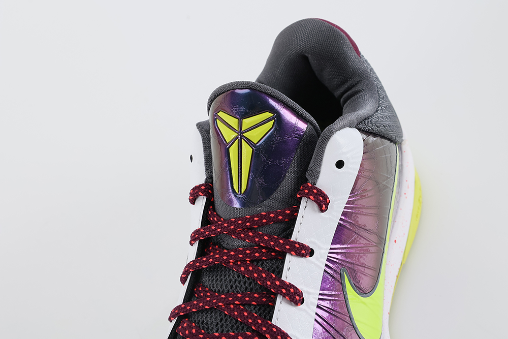zoom kobe 5 protro ‘chaos’ replica