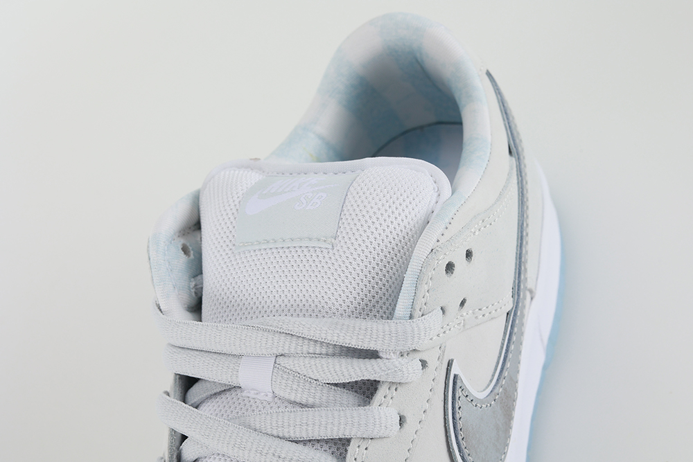 concepts x dunk low og sb qs ‘white lobster’friends & family replica