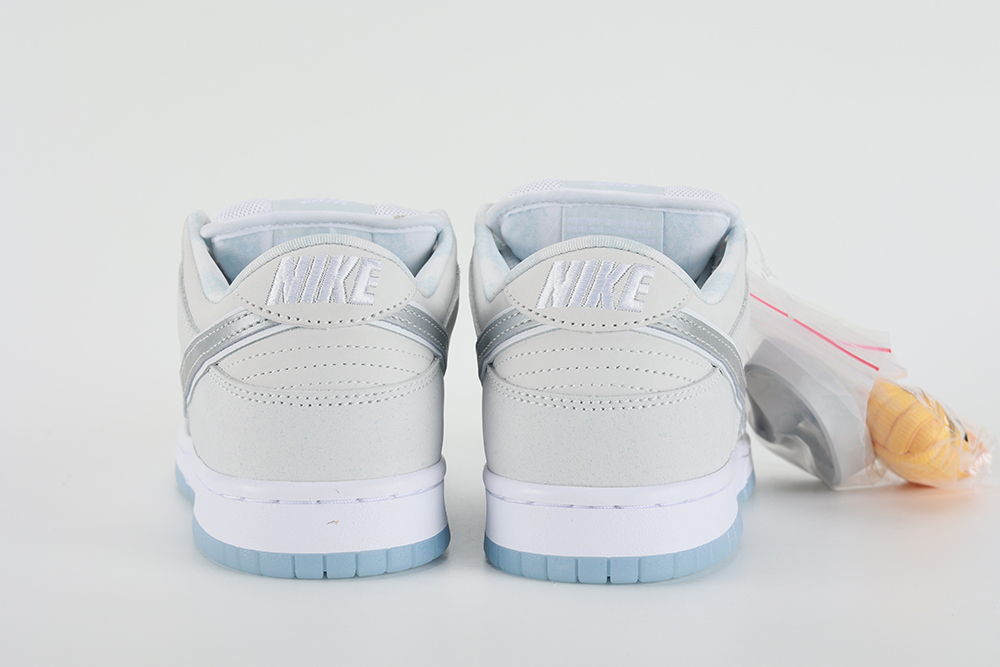 concepts x dunk low og sb qs ‘white lobster’friends & family replica