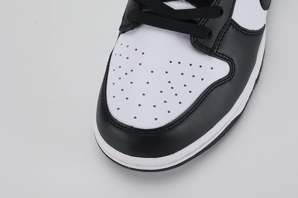 dunk low black white replica