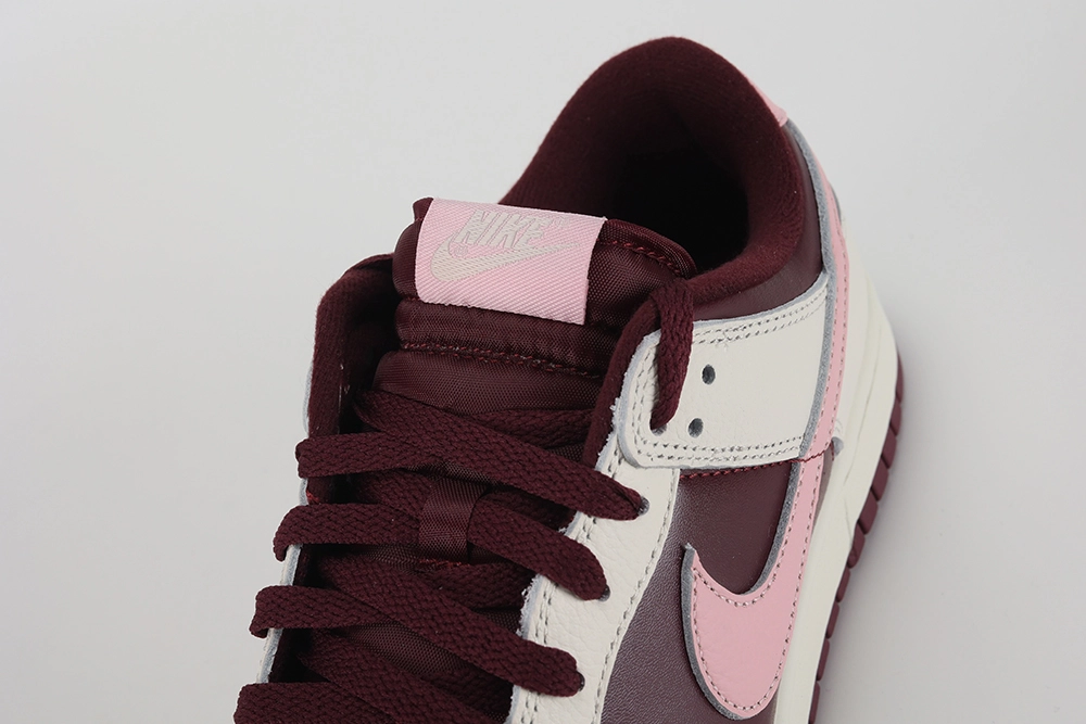 dunk low premium ‘valentine’s day’ replica