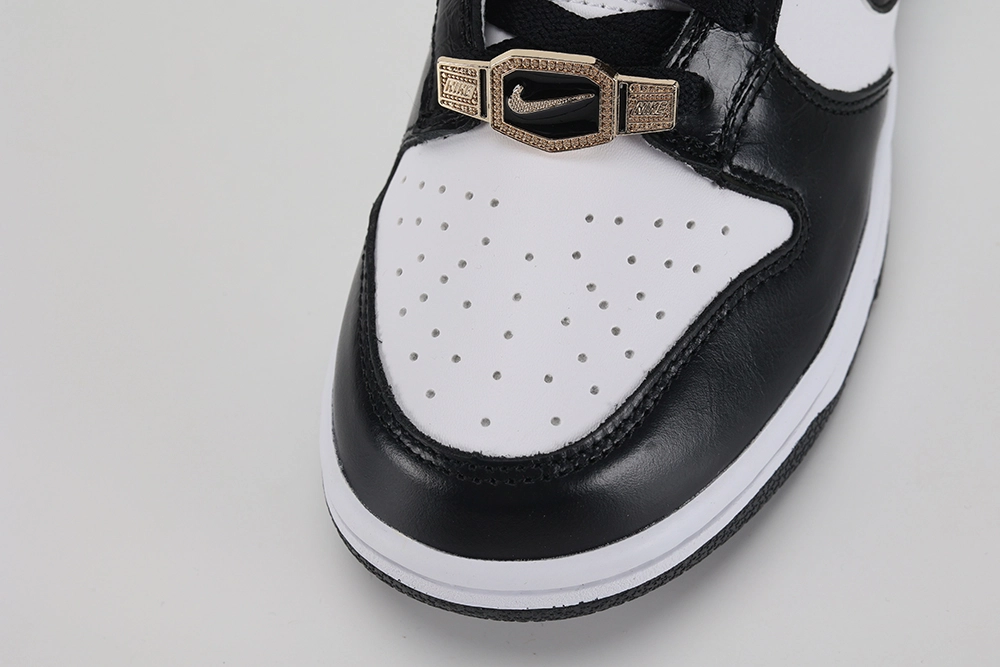 dunk low se world champ replica