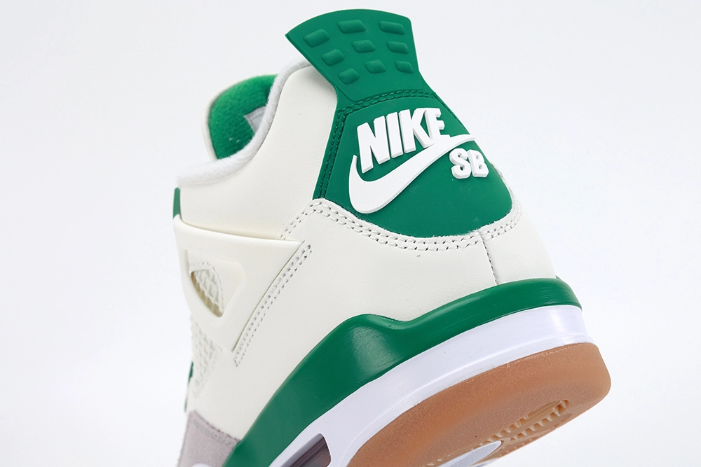 nk sb x air jordan 4 retro ‘pine green’ reps