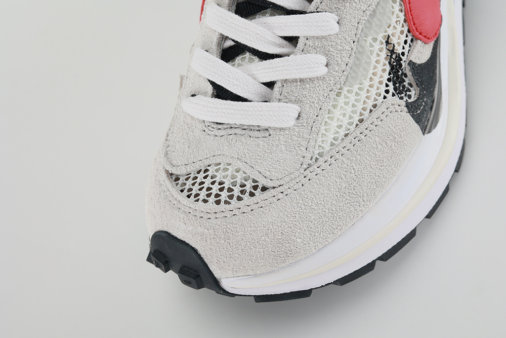 sacai x nk vaporwaffle ‘sail’ replica