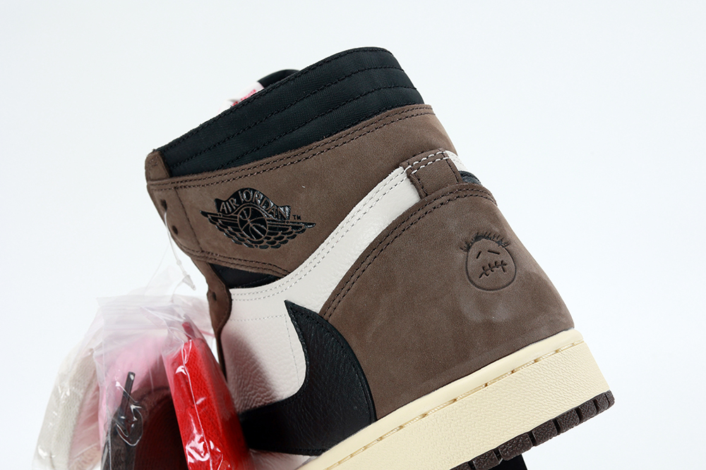 travis scott x air jordan 1 retro high og ‘mocha’ reps