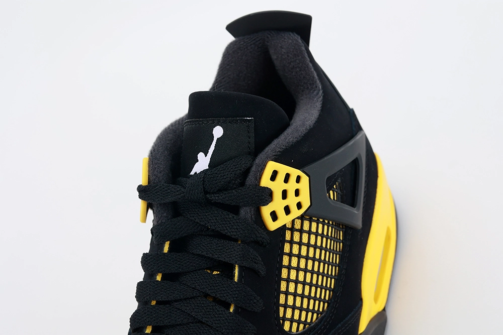air jordan 4 retro ‘thunder’ reps