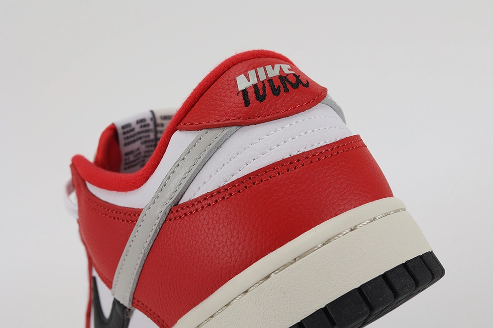 dunk low ‘chicago split’ replica