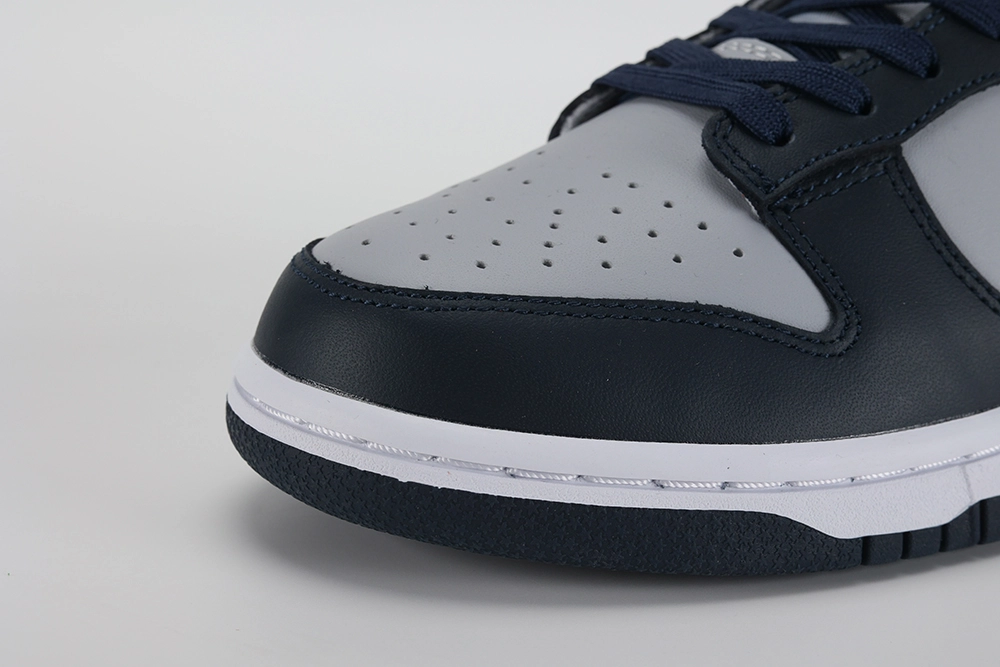 dunk low ‘georgetown’ replica
