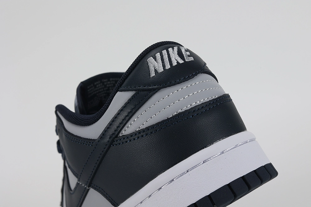 dunk low ‘georgetown’ replica