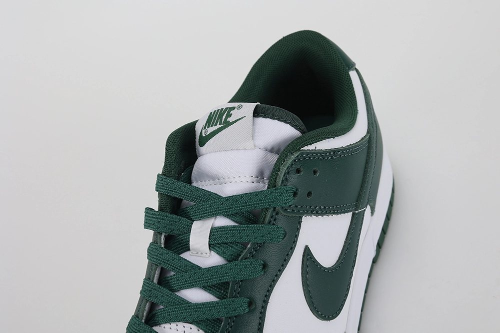dunk low ‘michigan state’ replica