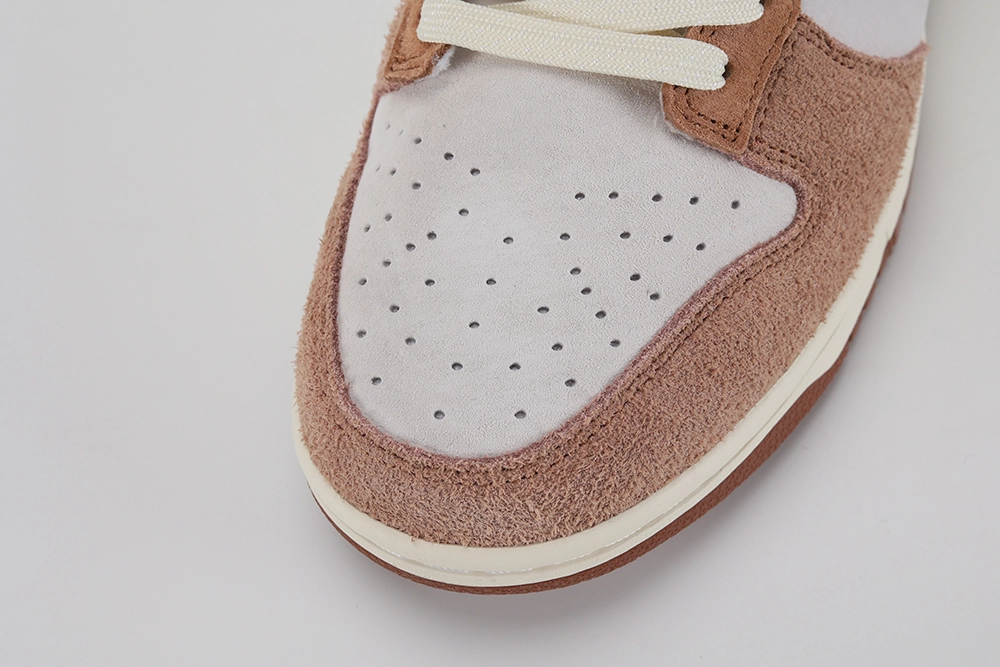 dunk low premium ‘medium curry’ replica
