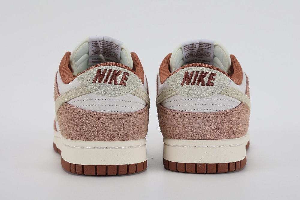 dunk low premium ‘medium curry’ replica
