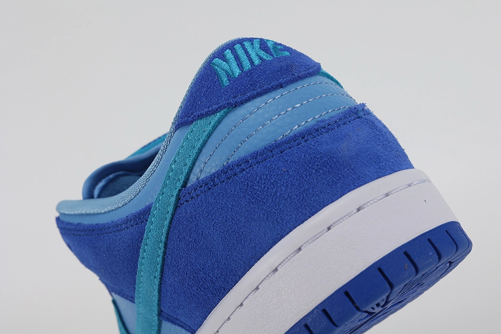 dunk low pro sb ‘fruity pack – blue raspberry’ replica