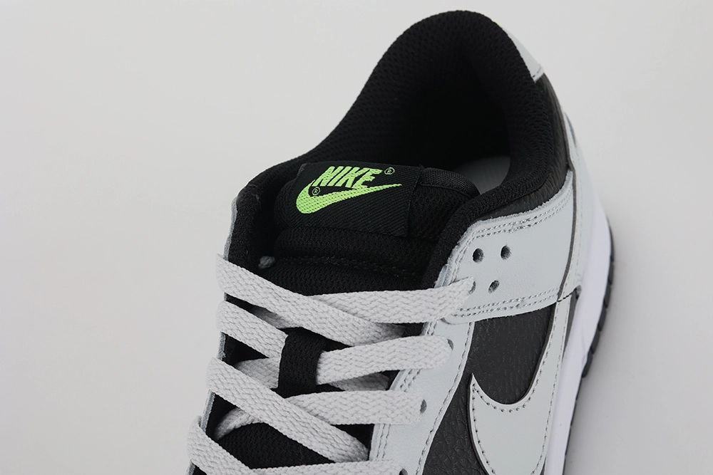 dunk low ‘reverse panda neon’ replica