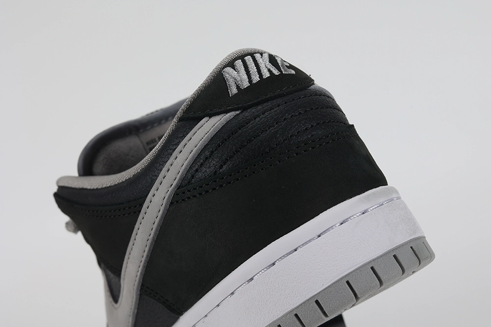 dunk low sb ‘j-pack shadow’ replica