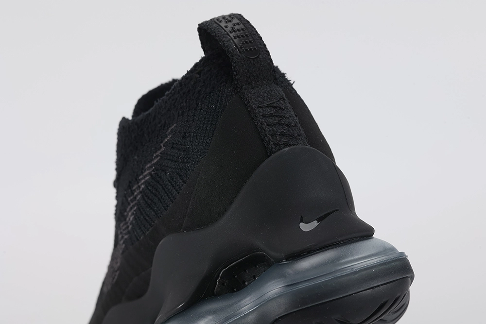 air max scorpion flyknit ‘triple black’ replica