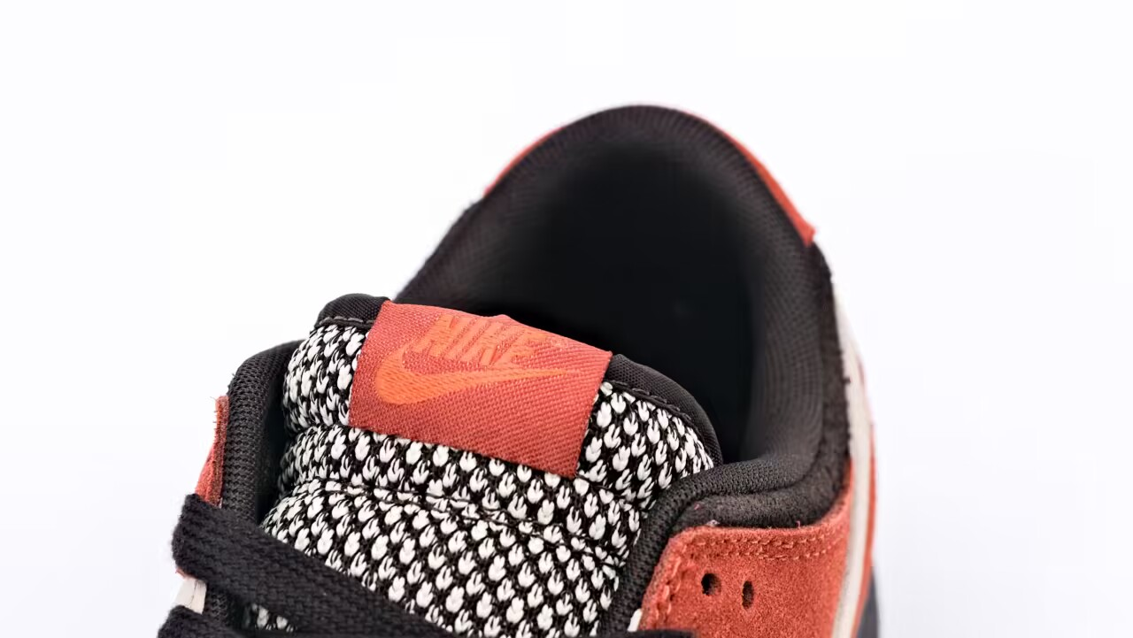 dunk low ‘red panda’ replica