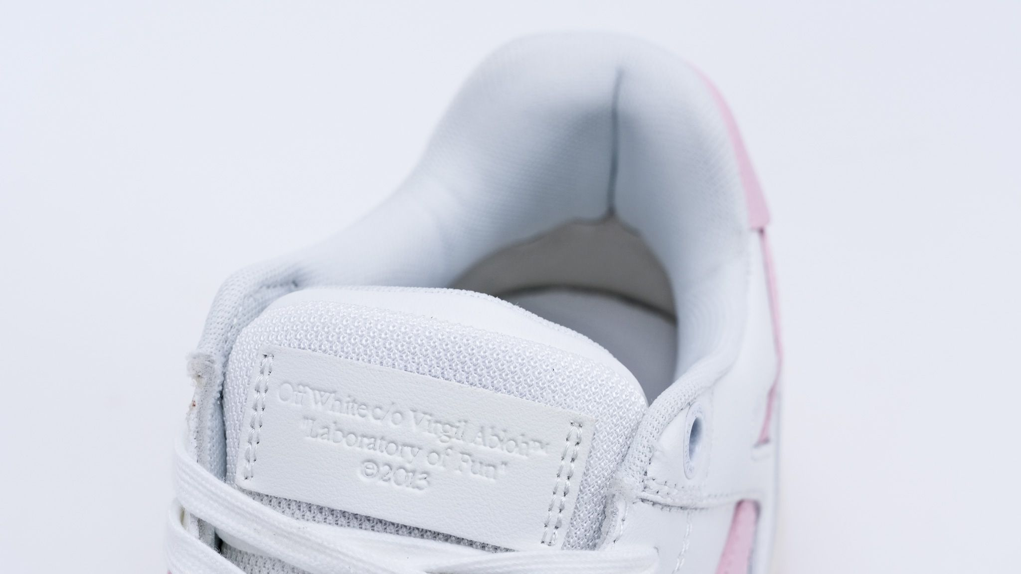 off-white wmns out of office ‘white pink’ replica