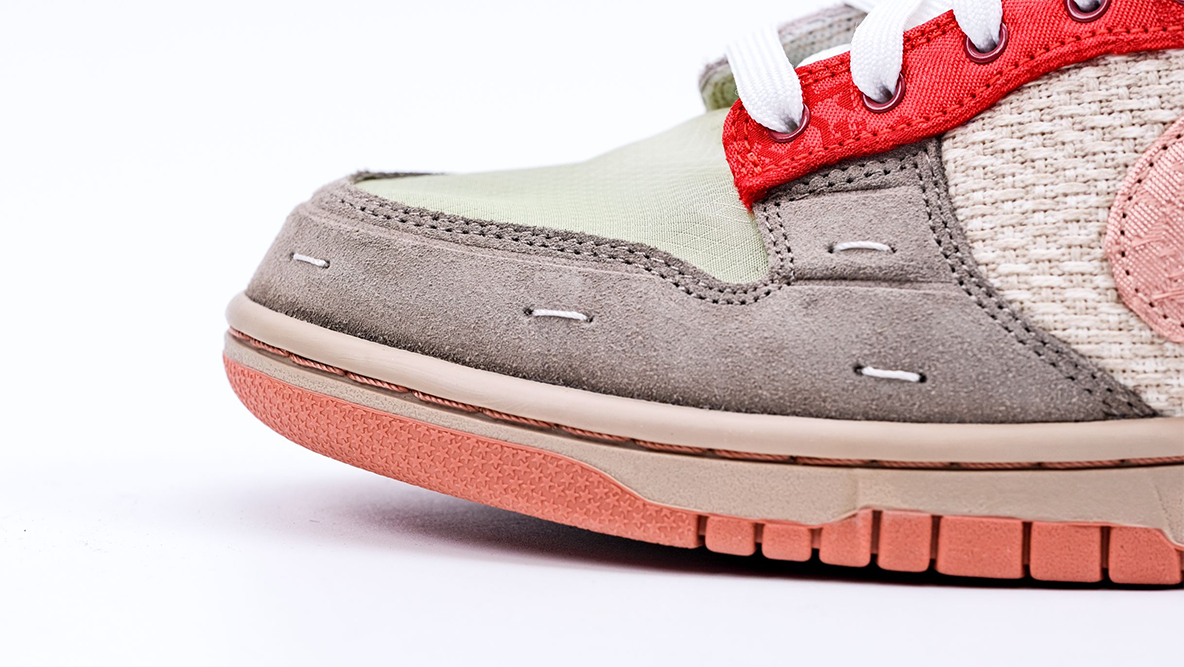 clot x dunk low sp ‘what the’ with trading card replica