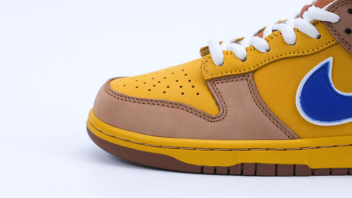 dunk low sb premium ‘newcastle brown ale’ replica