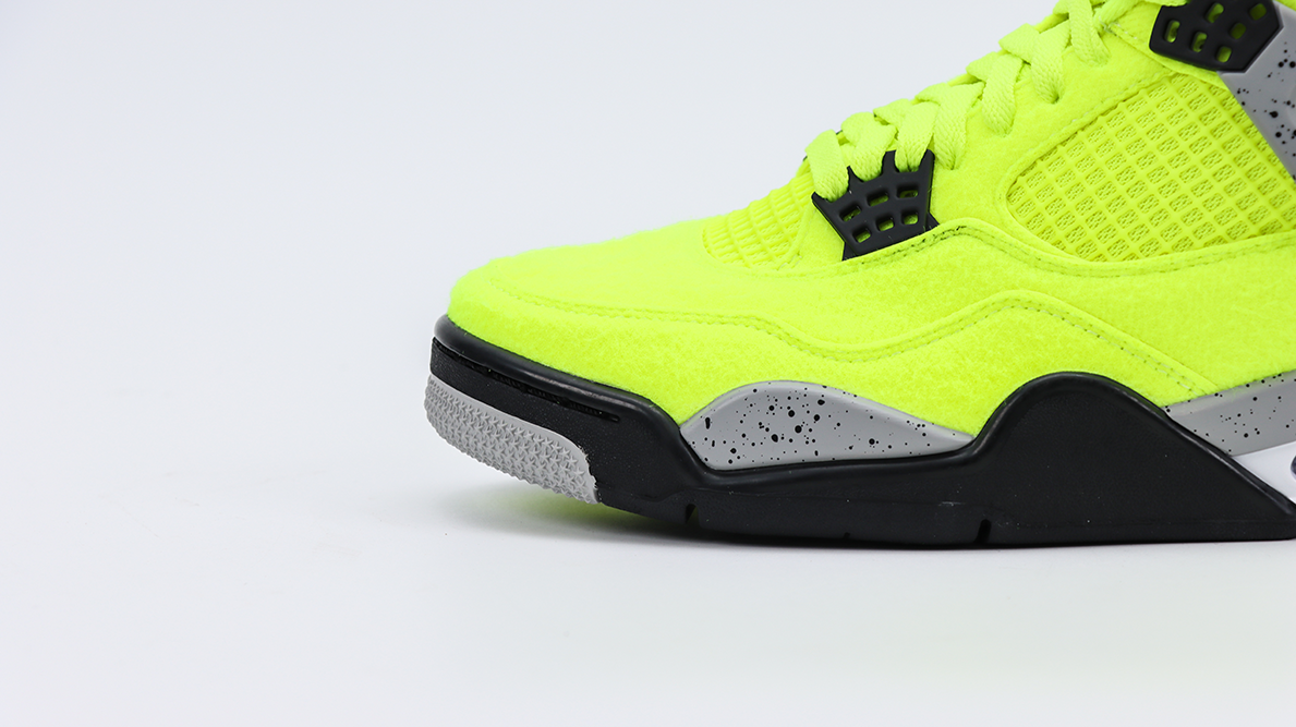 tagz x air jordan 4 “tennis” replica
