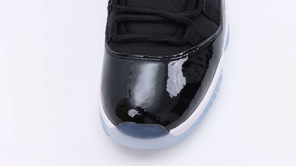air jordan 11 retro low ‘space jam’ replica