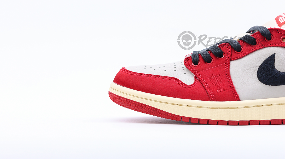 trophy room x air jordan 1 retro low og sp “rookie card – away” replica