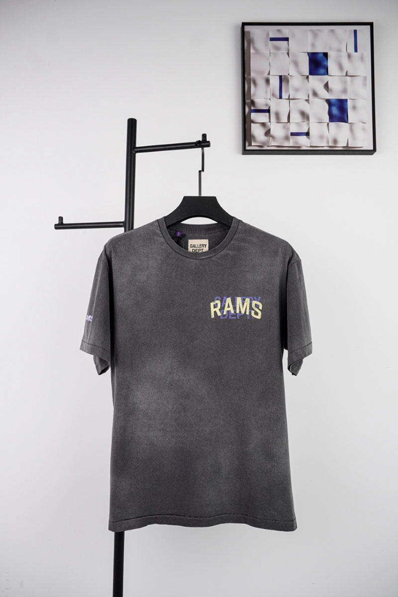 gallery dept rams initials glitter print t-shirt