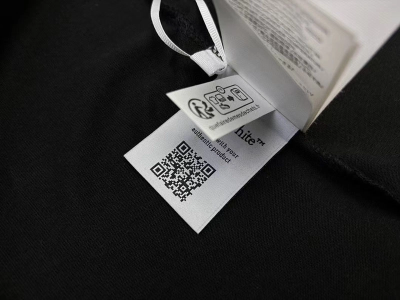 off-white crackled logo-print t-shirt