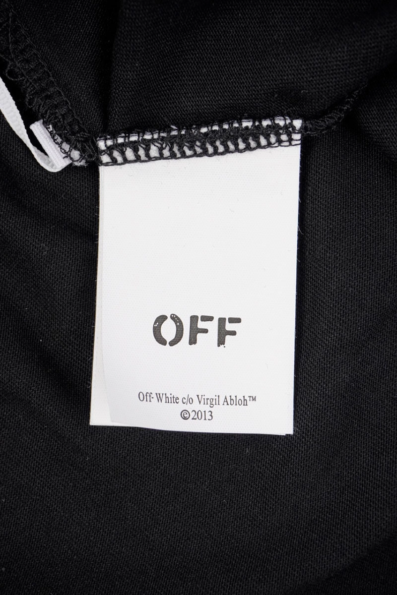 off-white digital headphones arrow print t-shirt