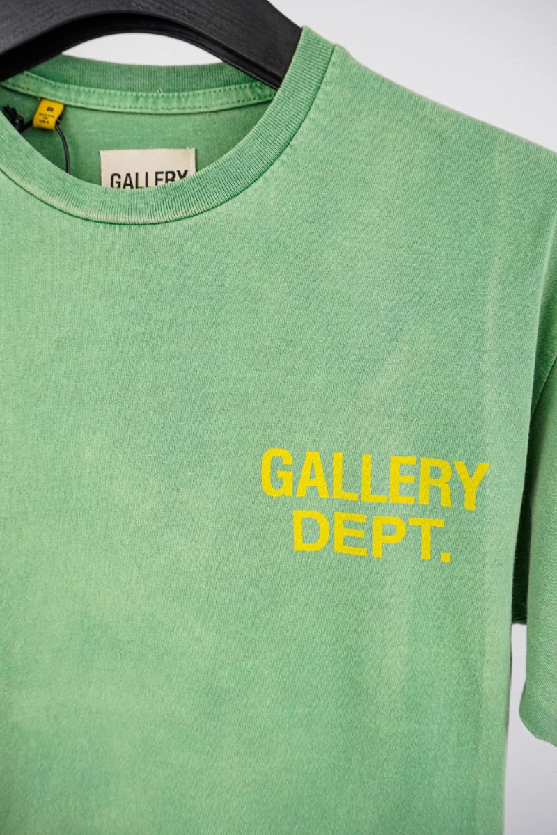 gallery dept distressed printed t-shirt