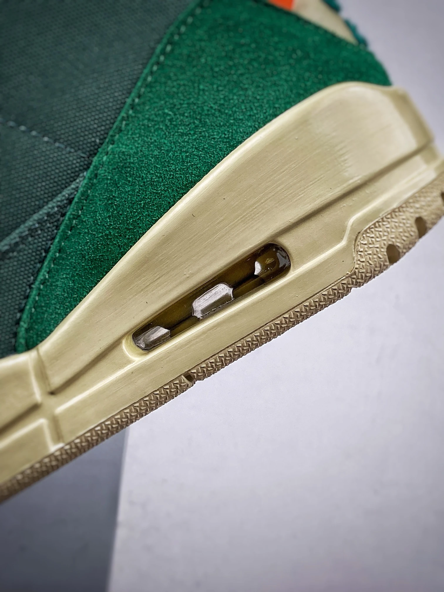 jordan 3 nina Ch*el abney bicoastal