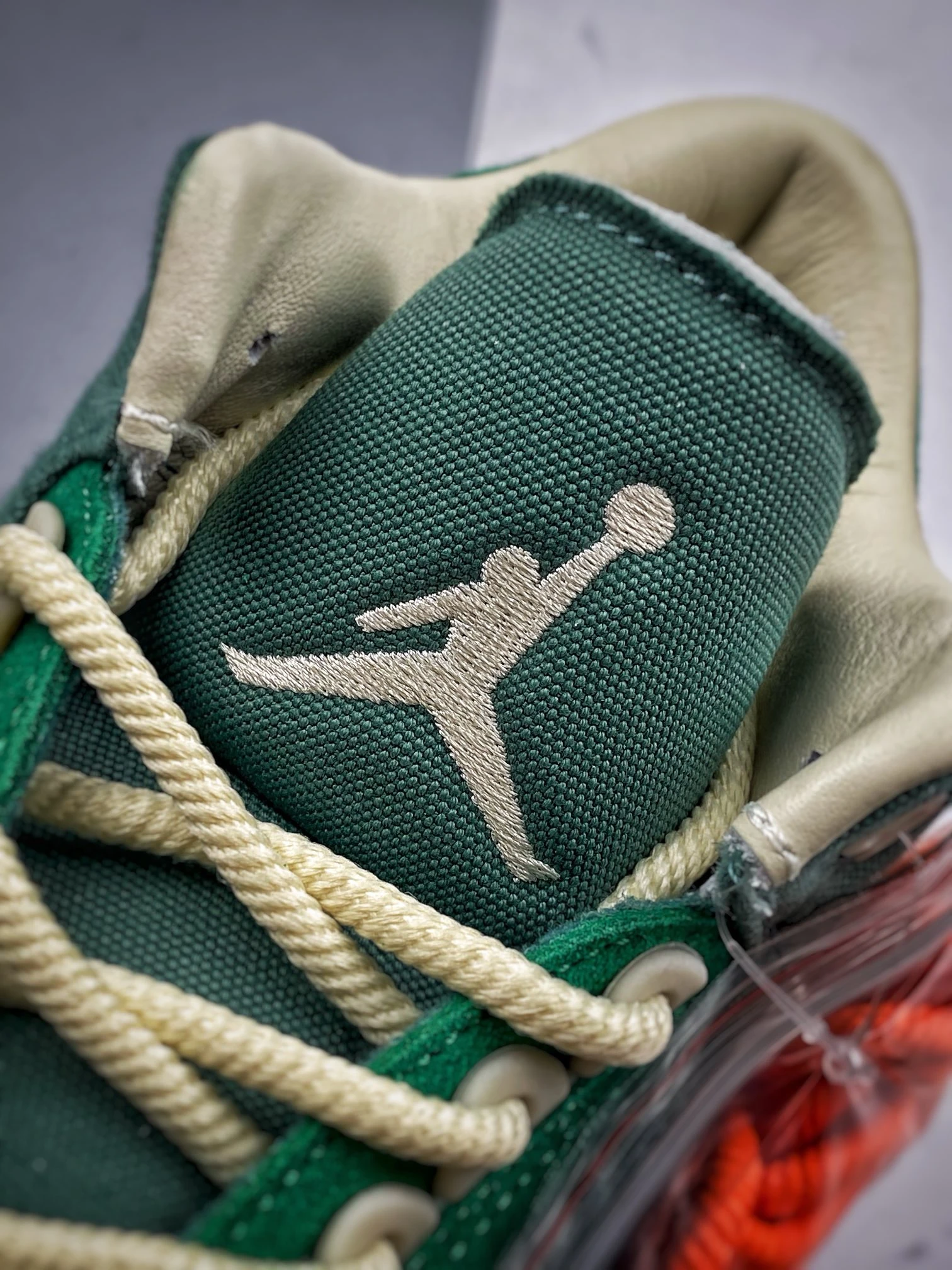 jordan 3 nina Ch*el abney bicoastal