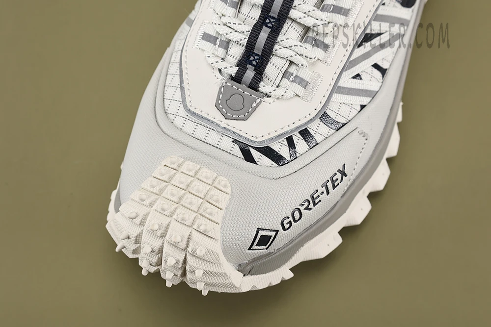 moncler trailgrip gore-tex low white replica