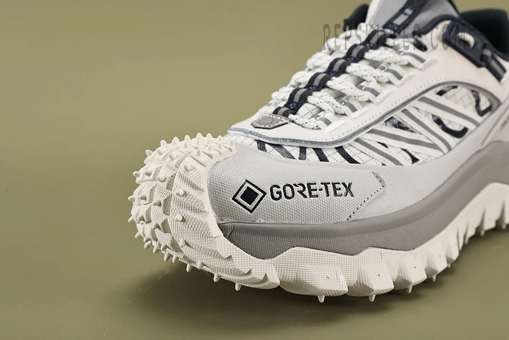 moncler trailgrip gore-tex low white replica