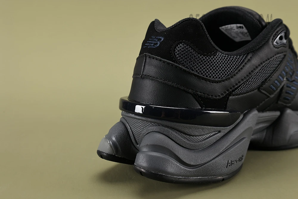 new balance 9060 black