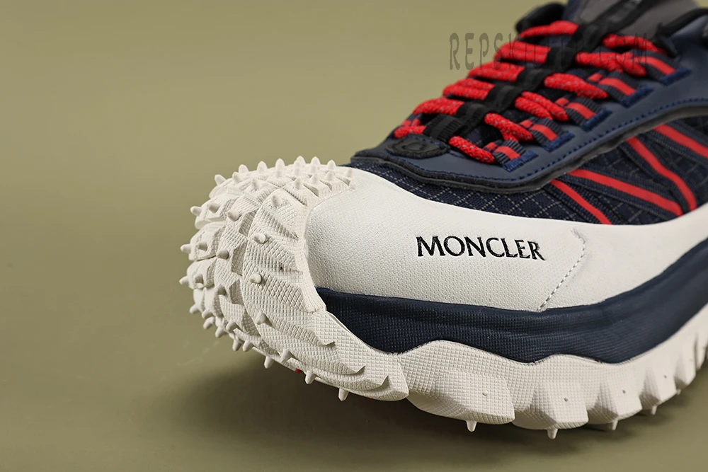 trailgrip gore-tex low black white & red reps